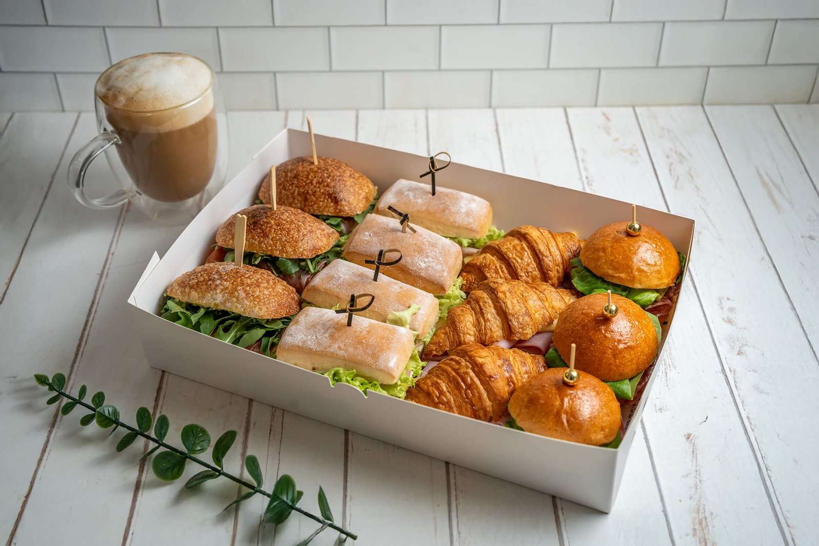 Bocadillos y canapés